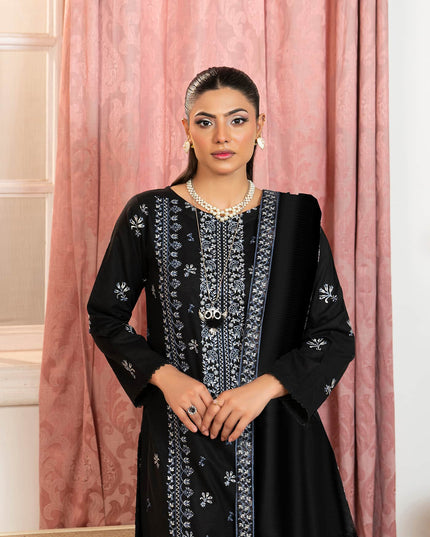 LAWN - AA- 33205