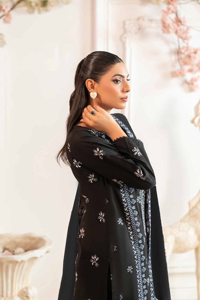 LAWN - AA- 33205