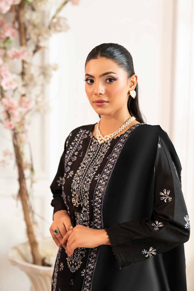 LAWN - AA- 33205