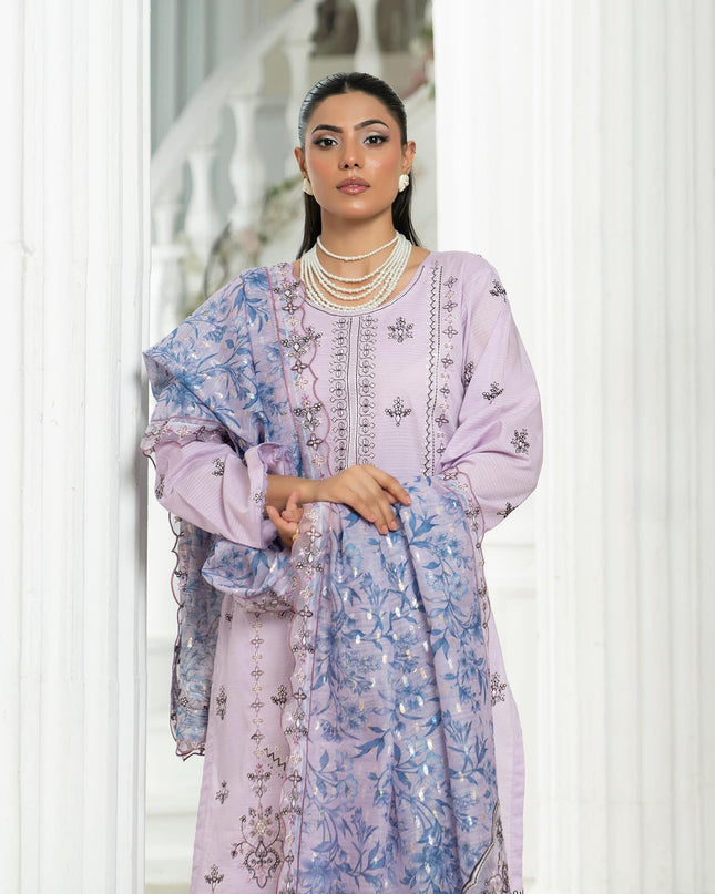 LAWN - AA - 33206
