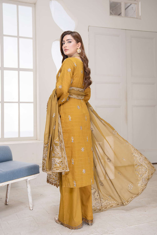 Chamak - 04 - Embroidered Lawn